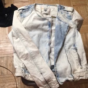 Zara light wash denim moto zippered jacket
